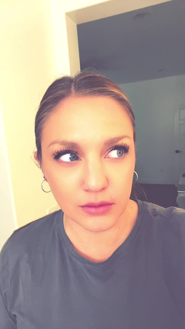 @Lizzardi