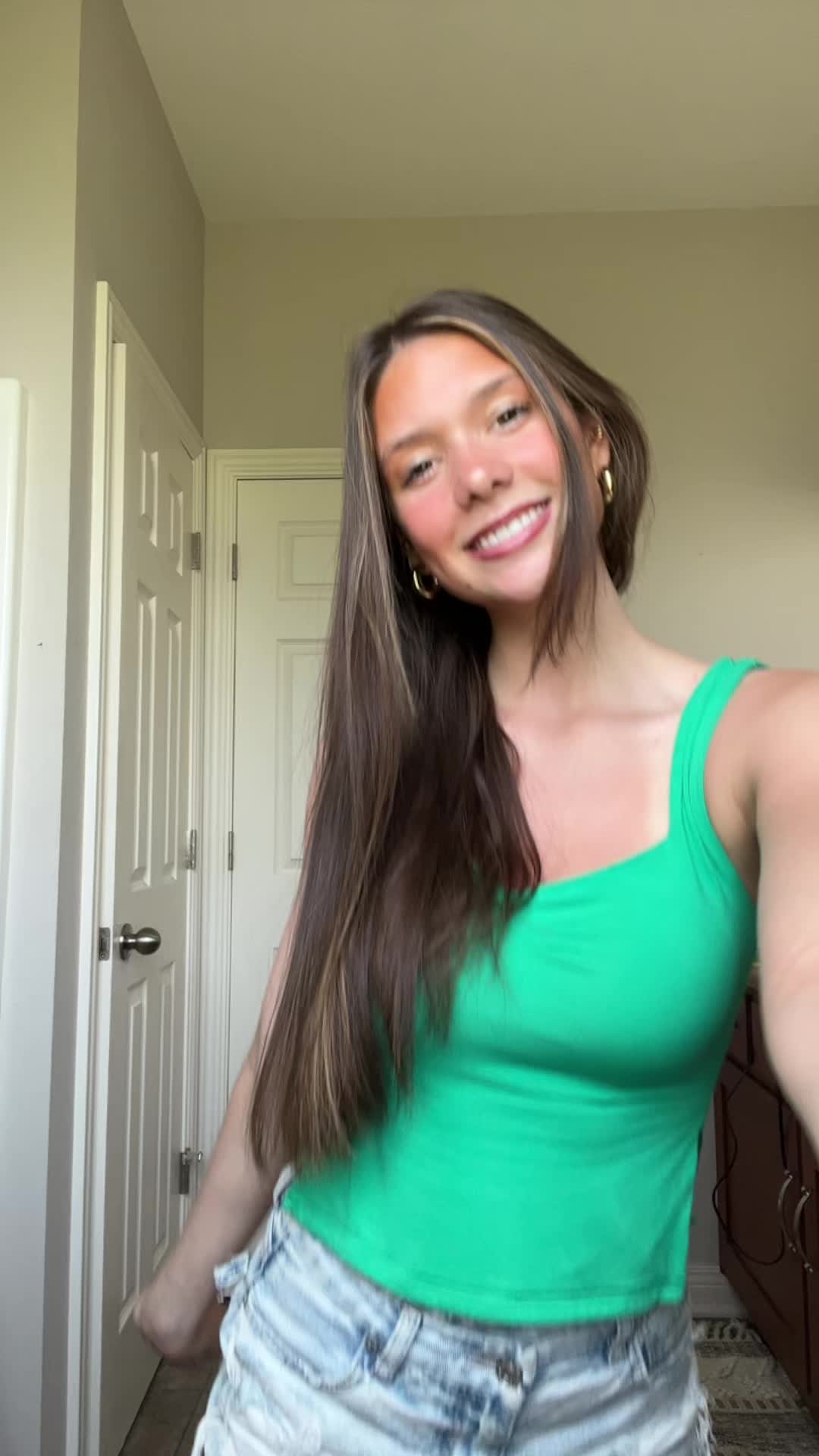 @dakotafife