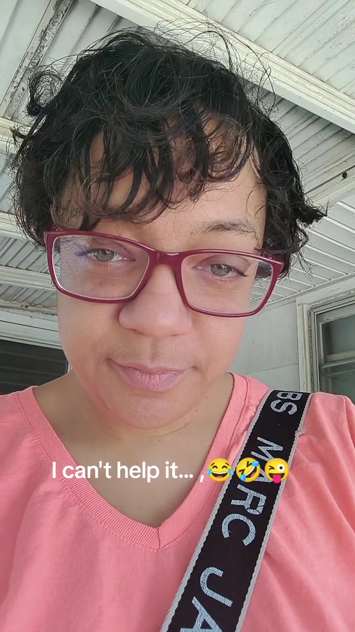 @THE NIKKIEGREENEYEZ COLLECTION