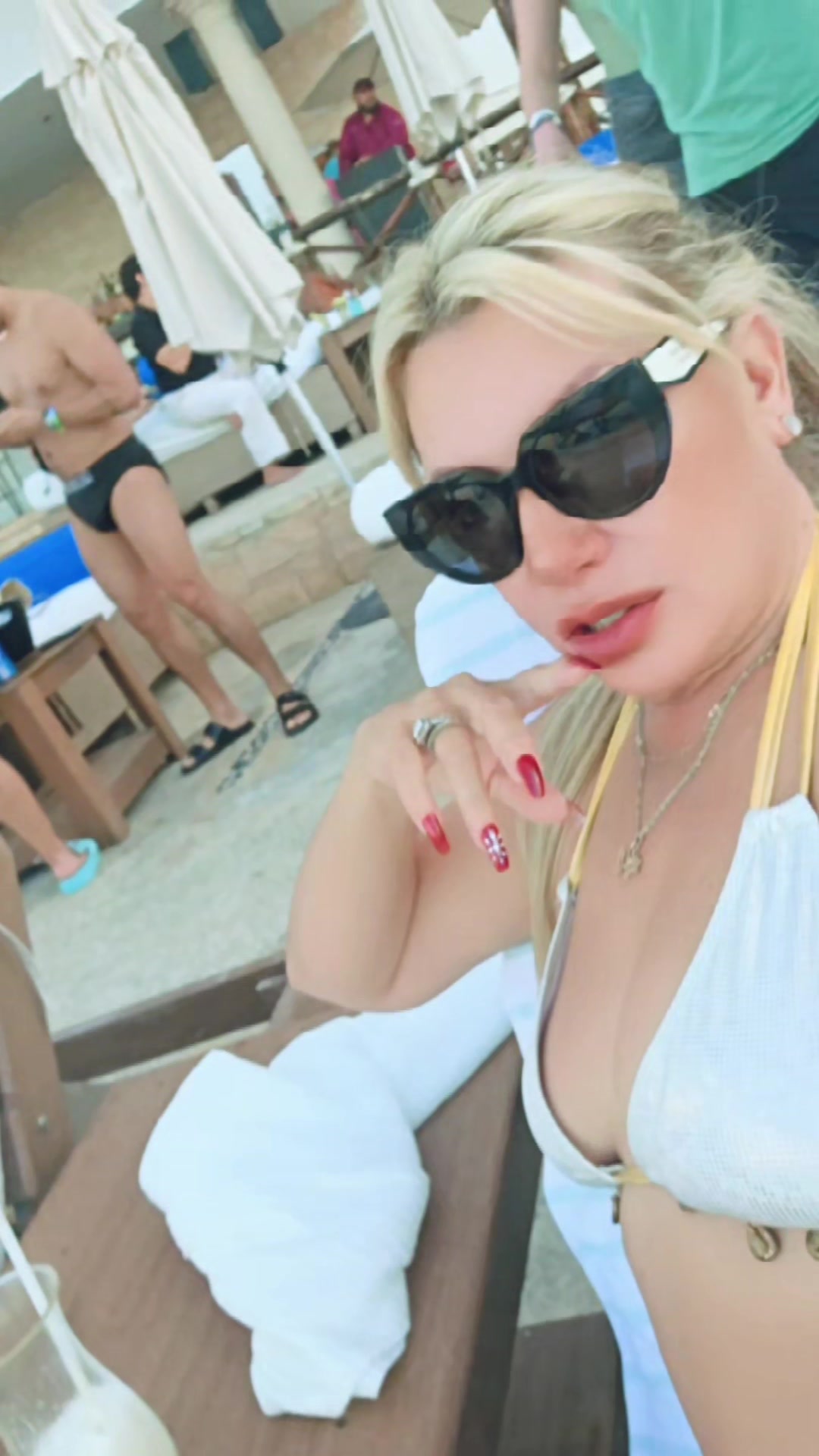 @isabella salazar bikini girl