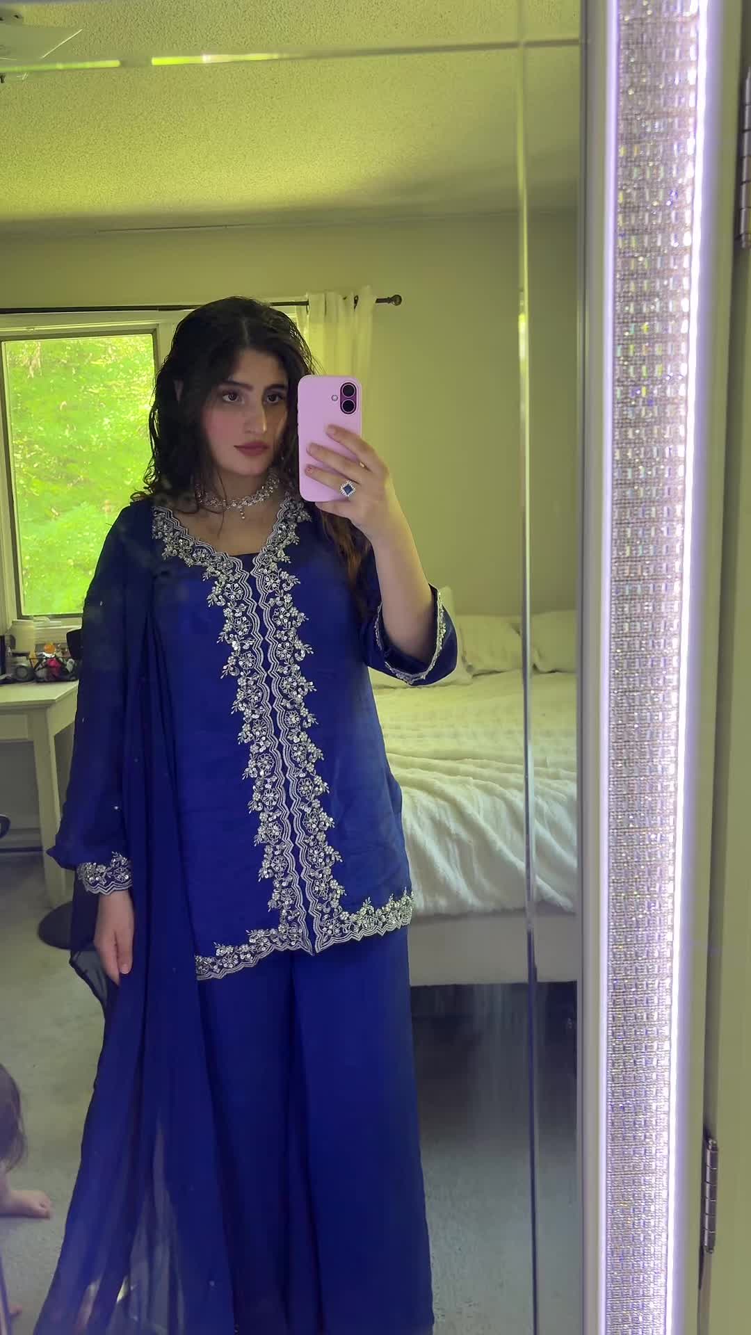 @pakistanikira