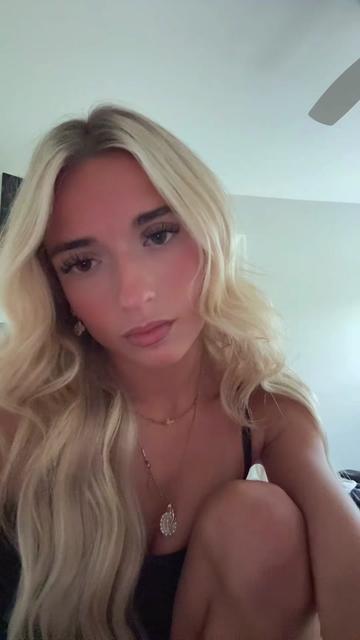 @bella