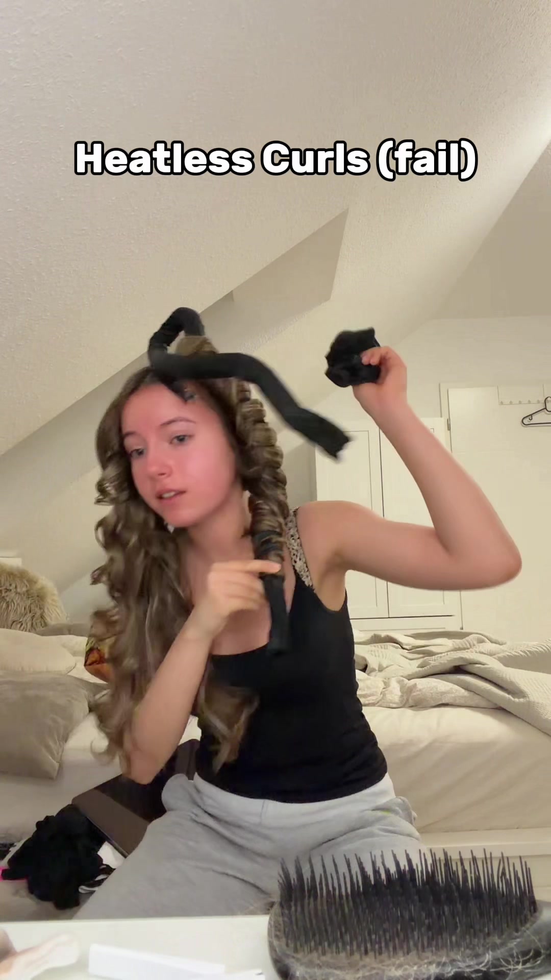 @𝐭𝐨𝐧𝐢