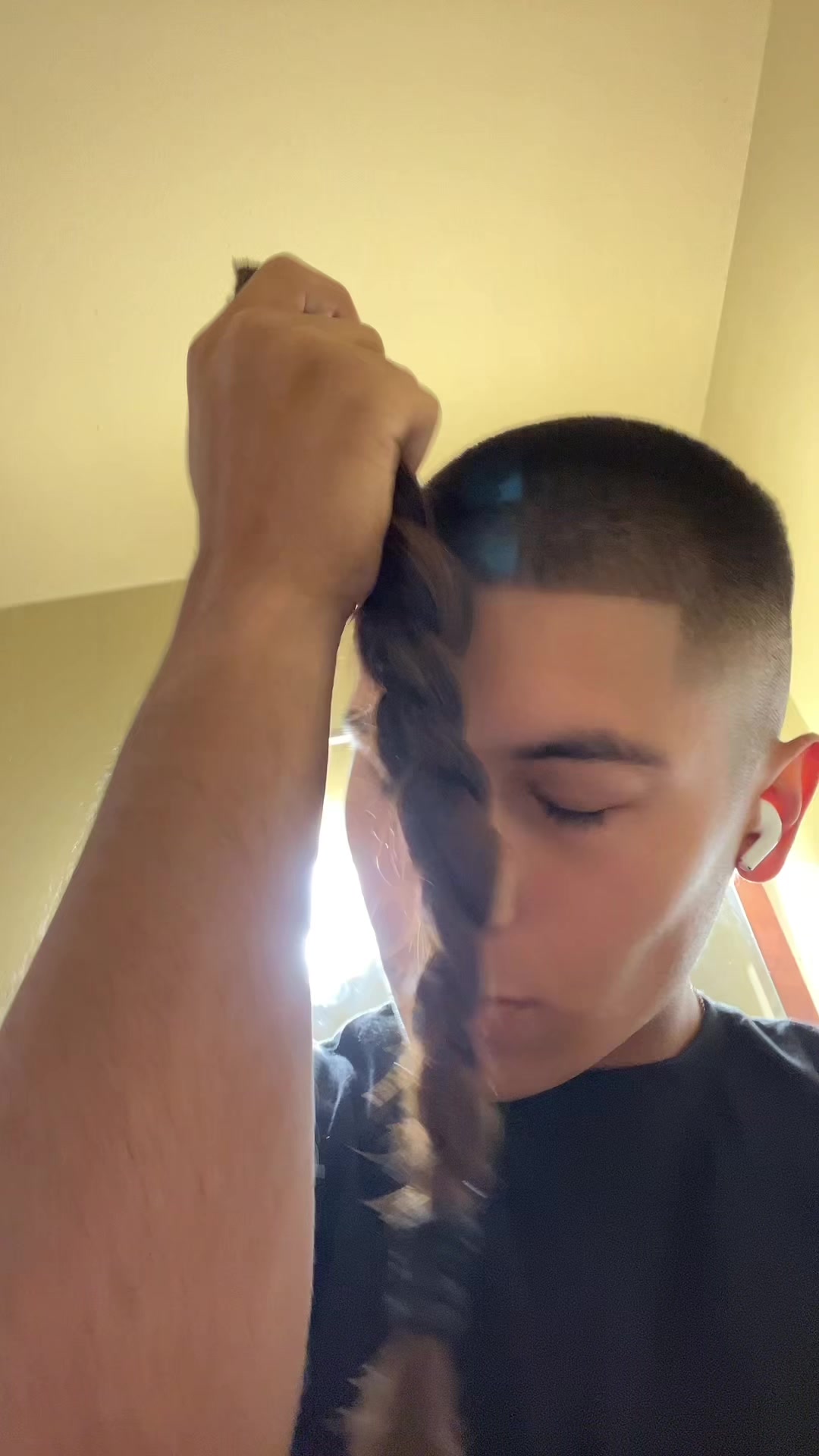 @tellmewhere1