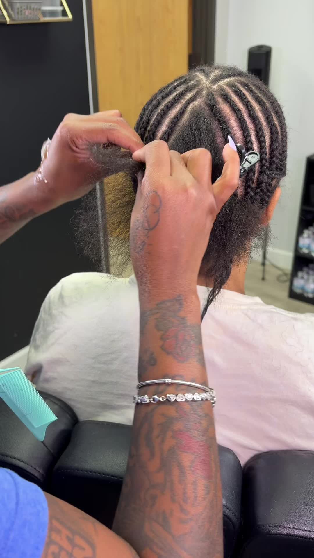 @Houston’s Braider/Lash Tech
