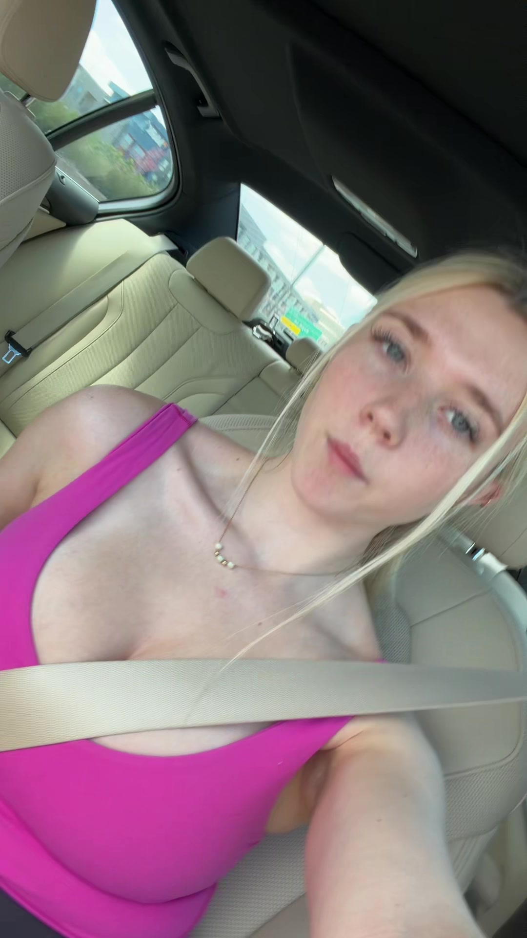 @gg