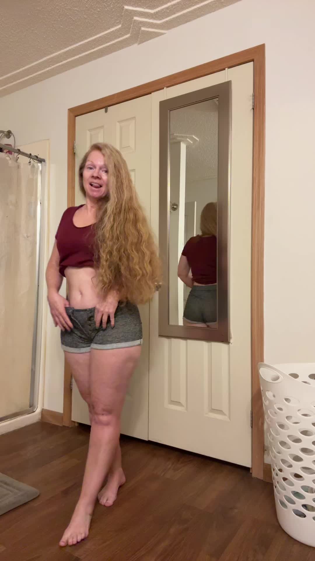 @Gg