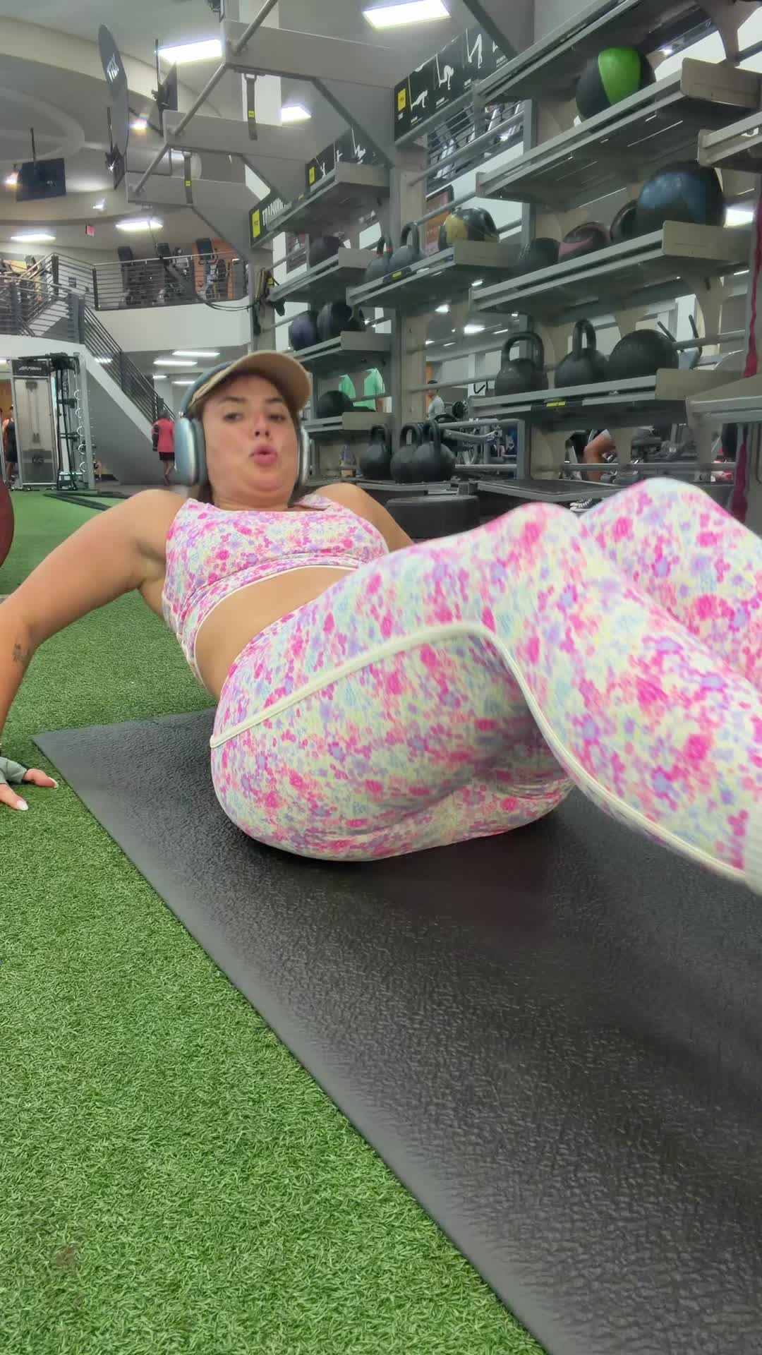 @Yessica fundora