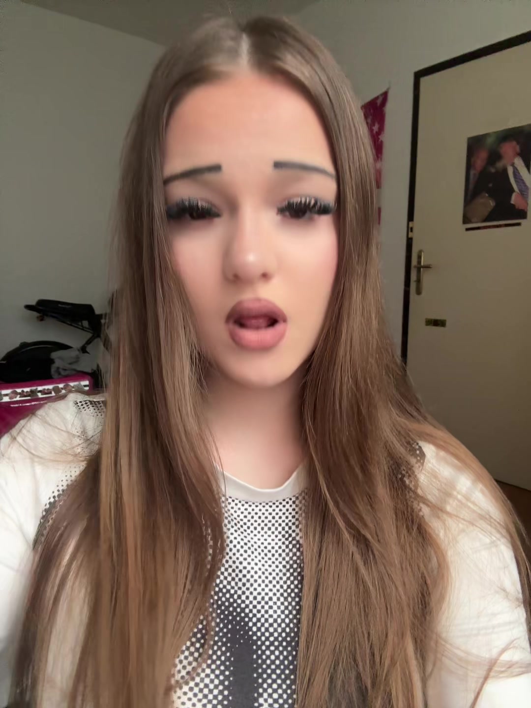 @lipwix_x