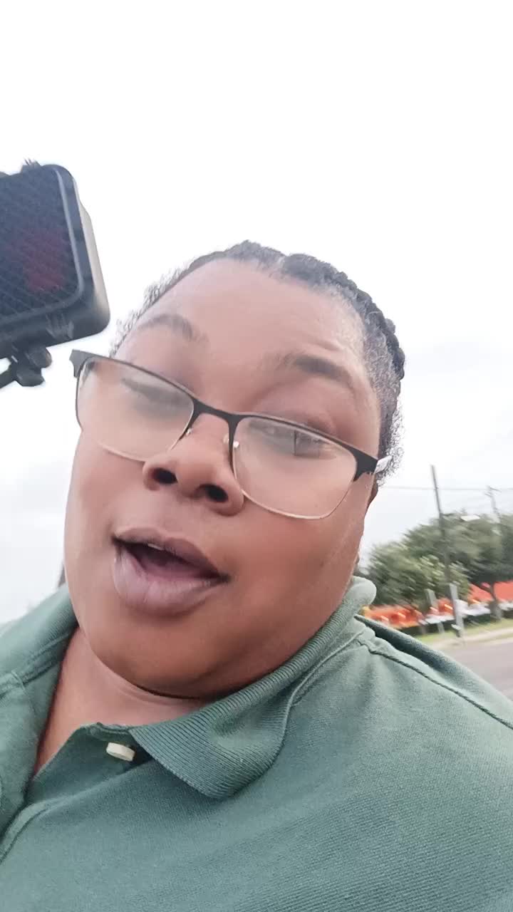 @Itsdefinitelyu