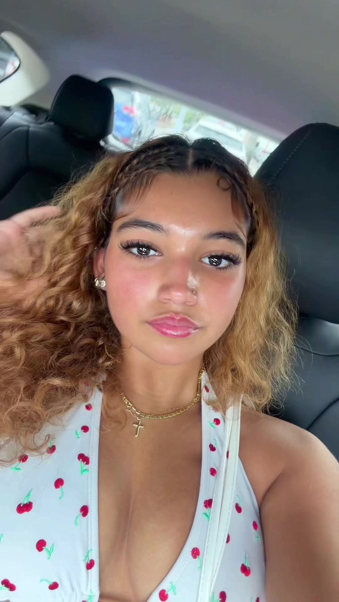 @laylani