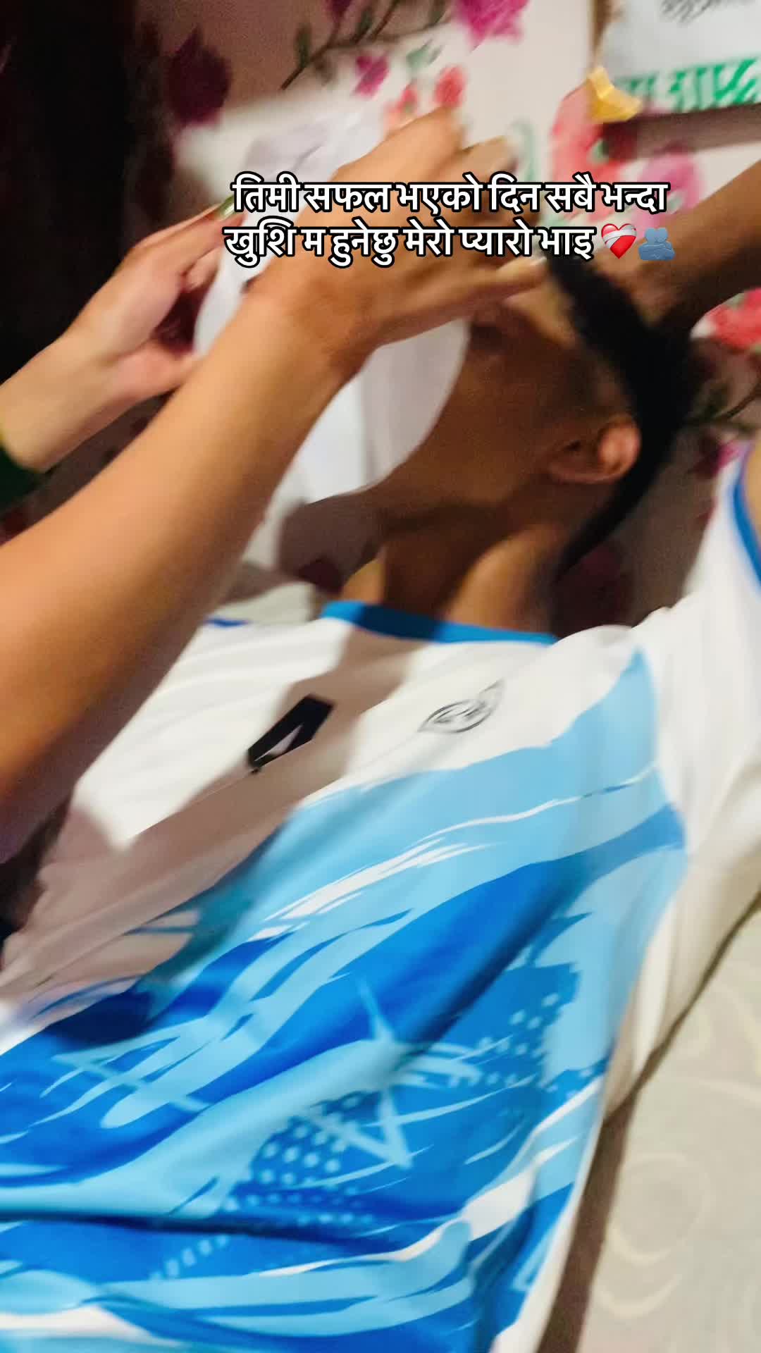 @ᥫ᭡ निशा 🫧🧿