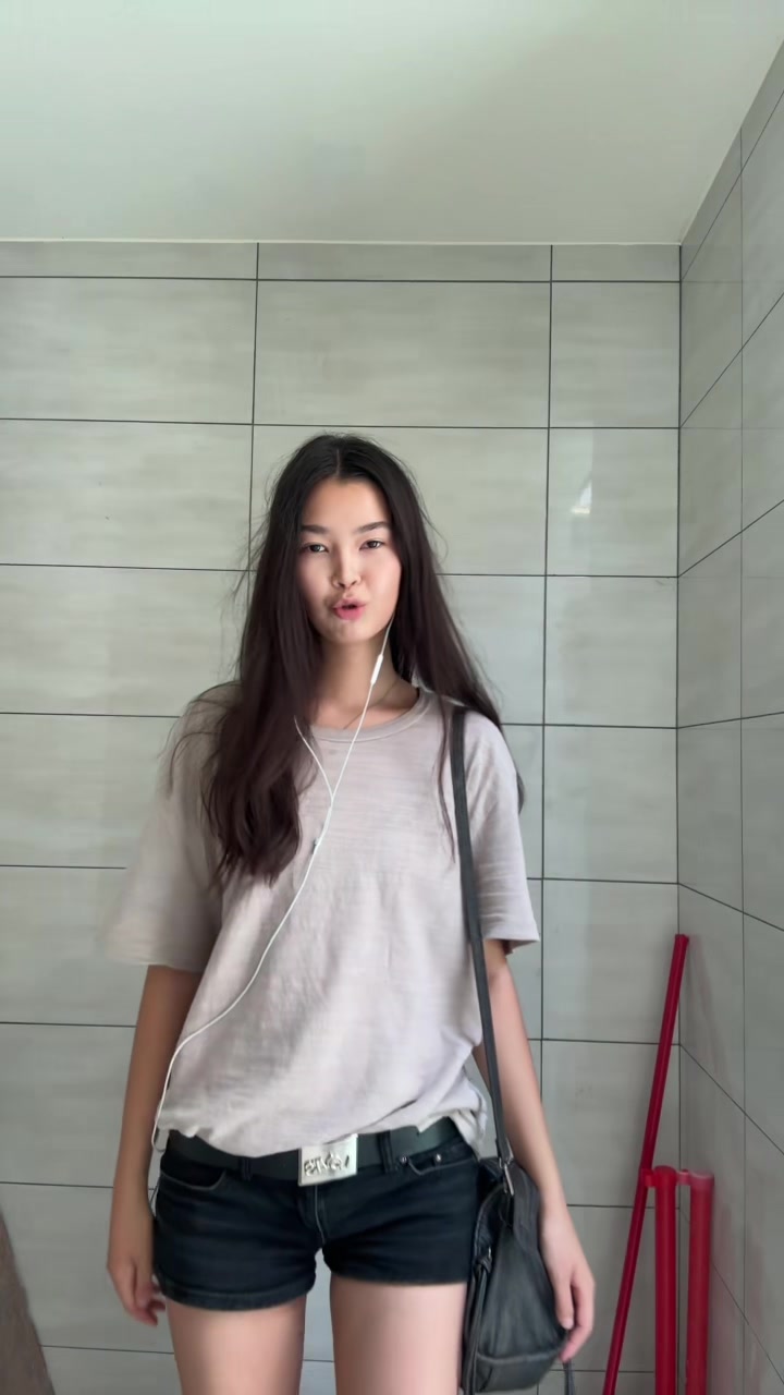 @лали топлес