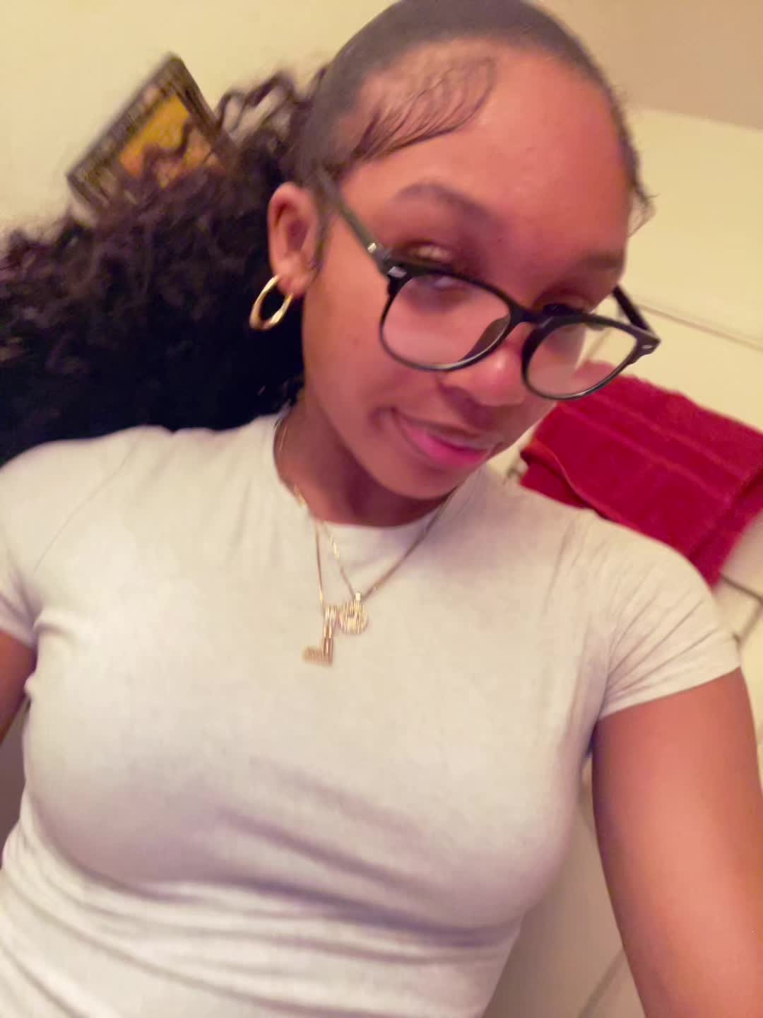 @🐚ayla