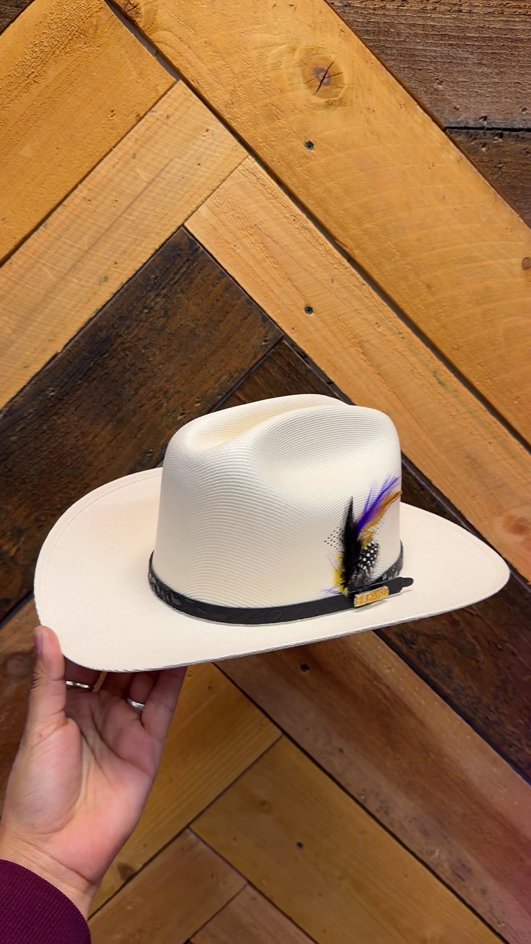 @La Laguna Western Wear