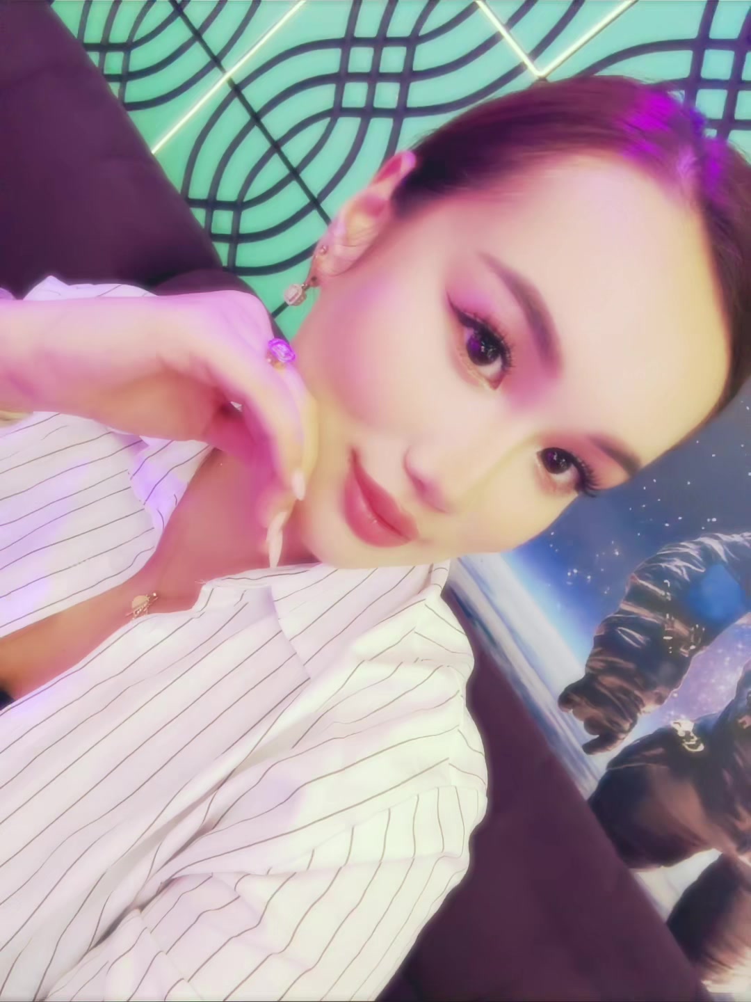 @Akmarzhan