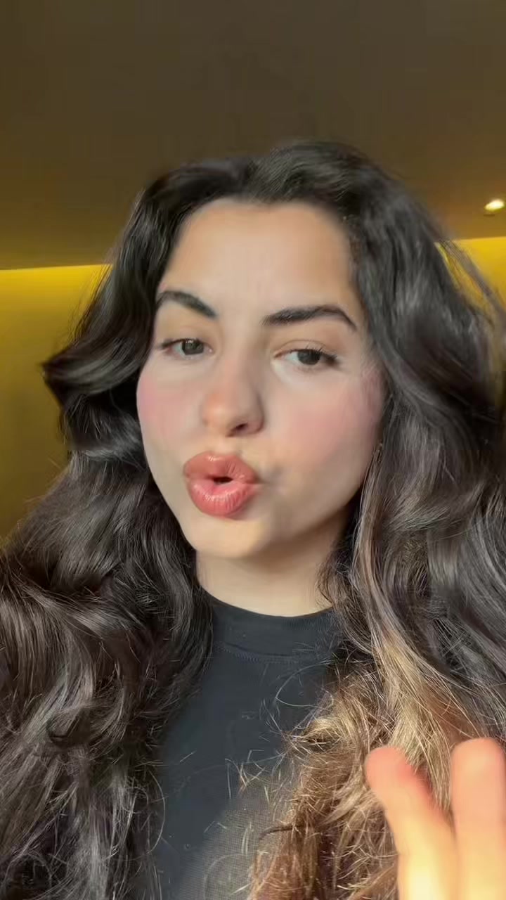 @janahafezzz