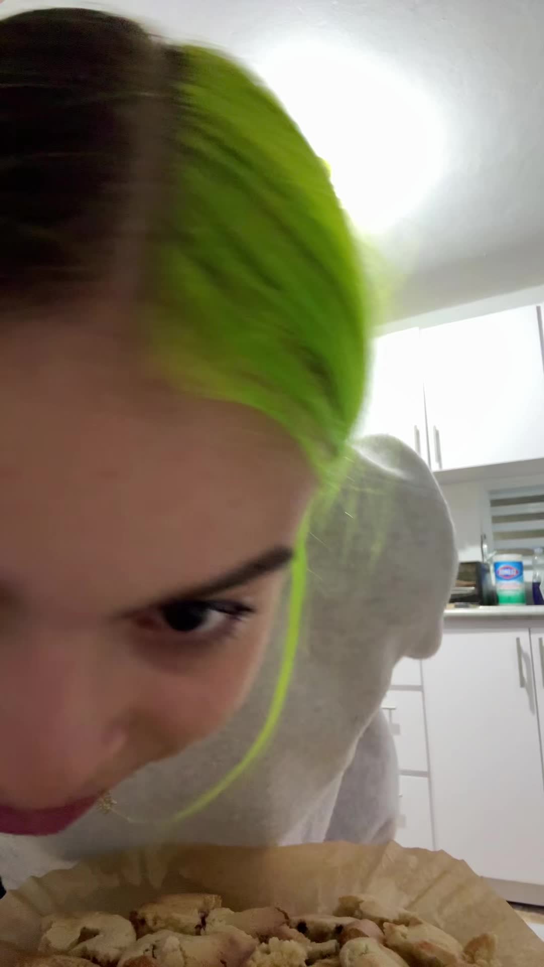 @𝐲𝐞𝐲𝐢𝐢<𝟑