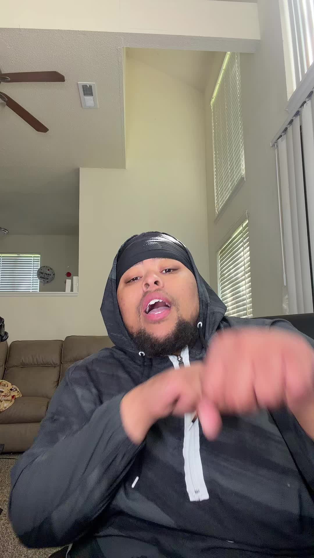 @Jyelit3