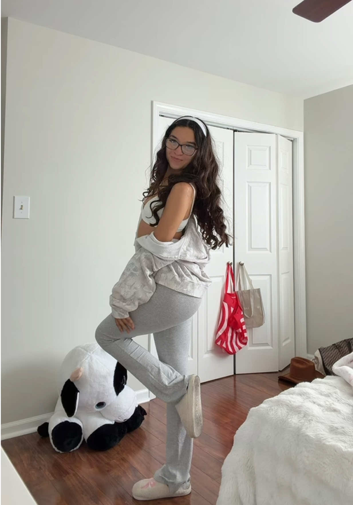 @𝓭𝓮𝓼 🍒