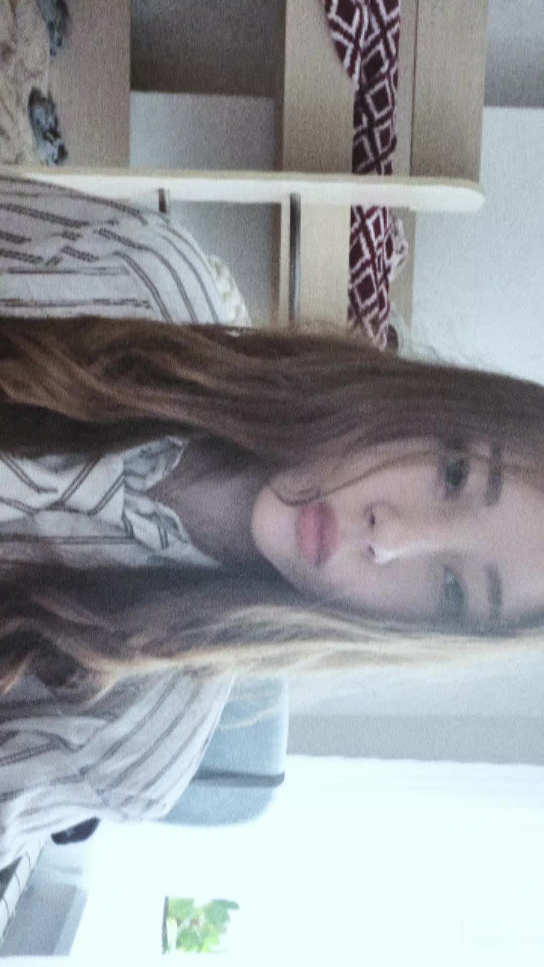 @krissweq