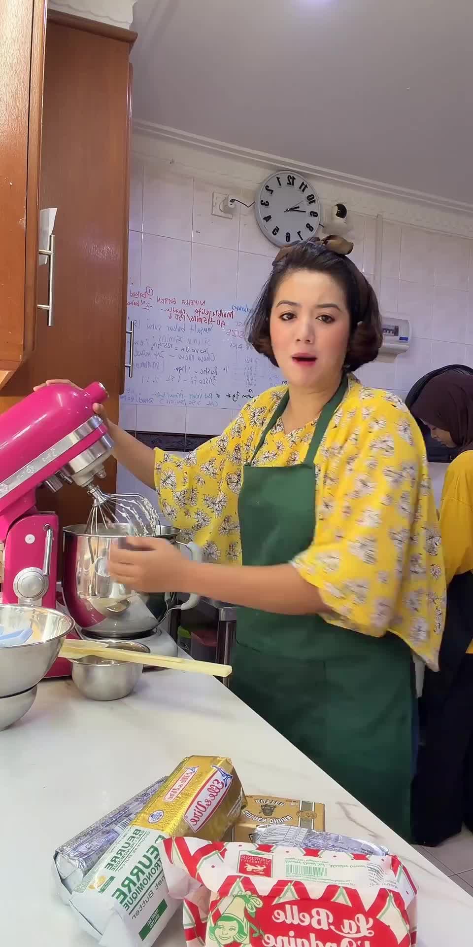 @De Luna Kitchen HQ