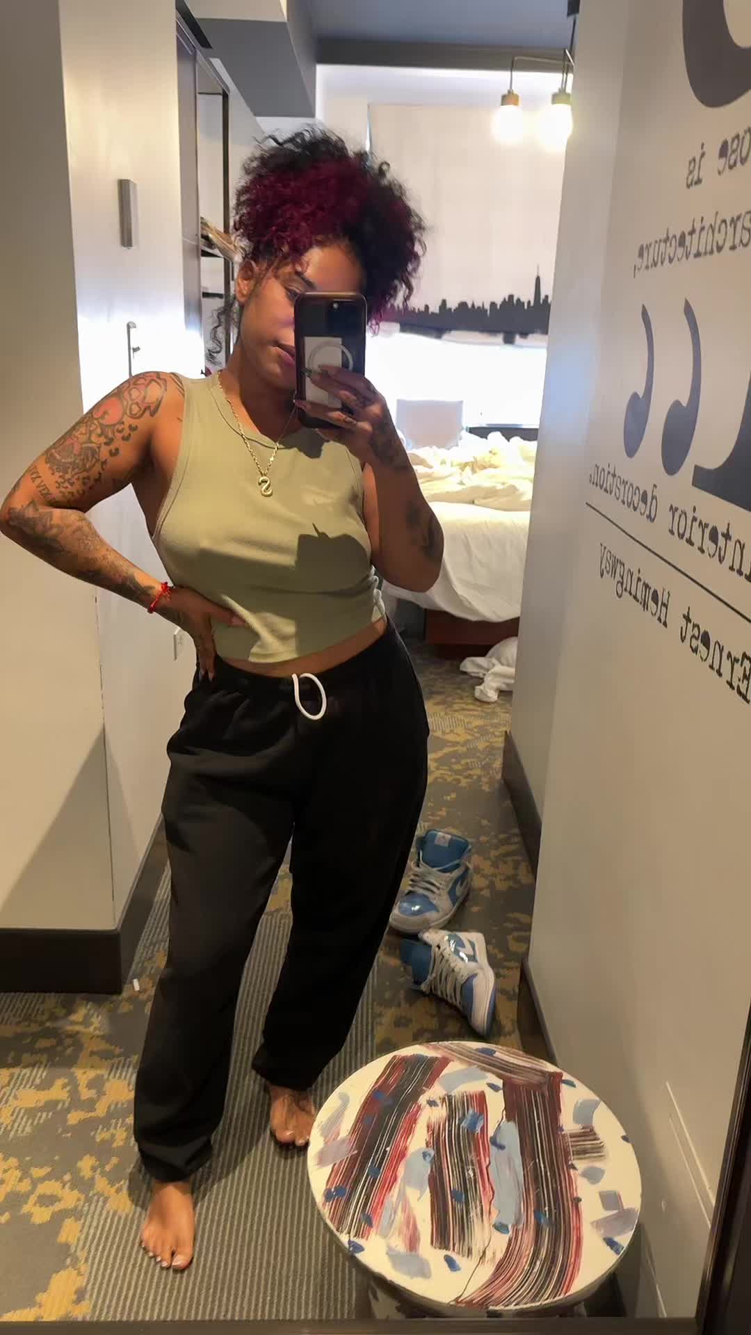 @ShhmoneyCurl