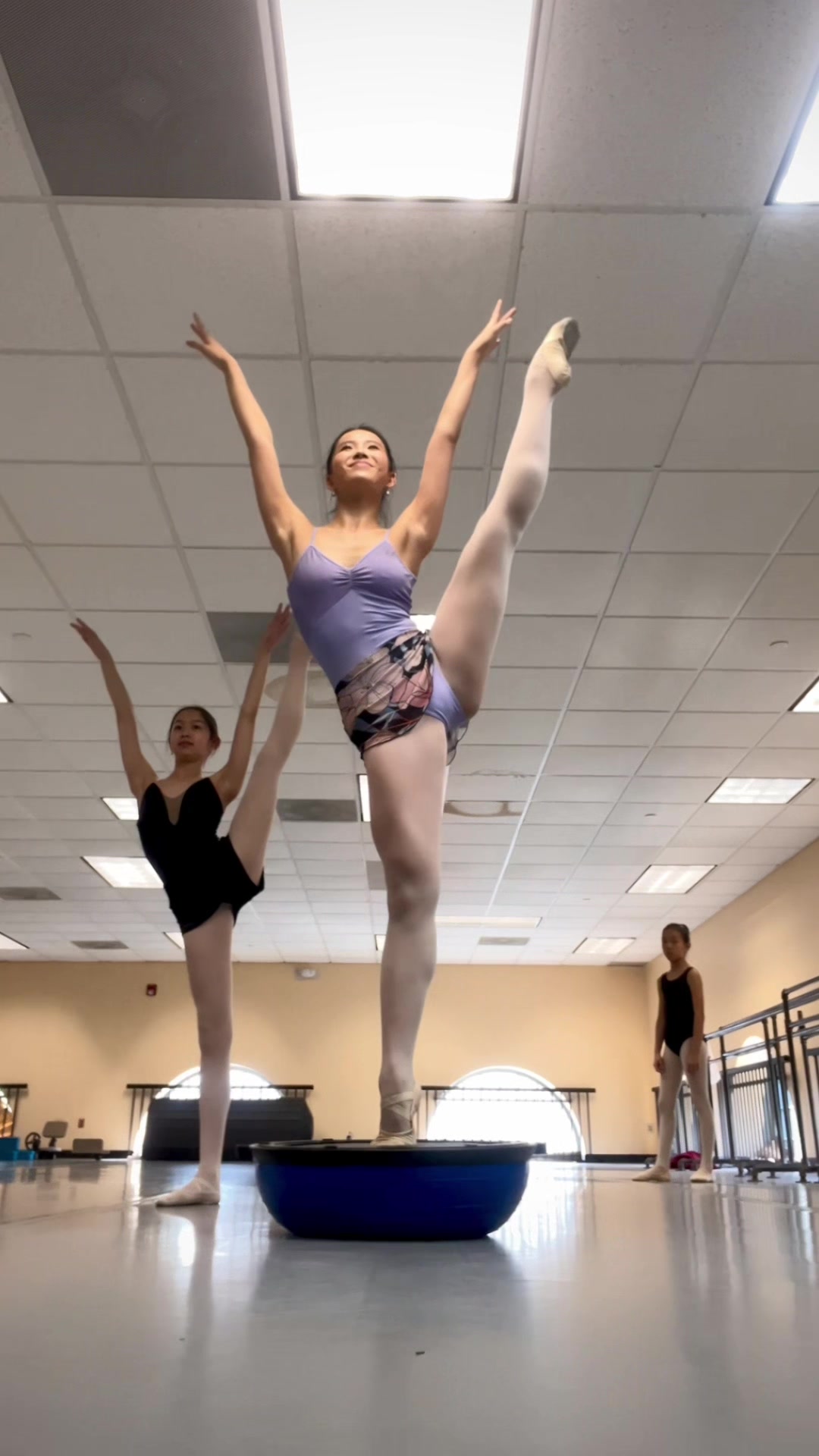 @chloe the ballerina โ. ๐ ห