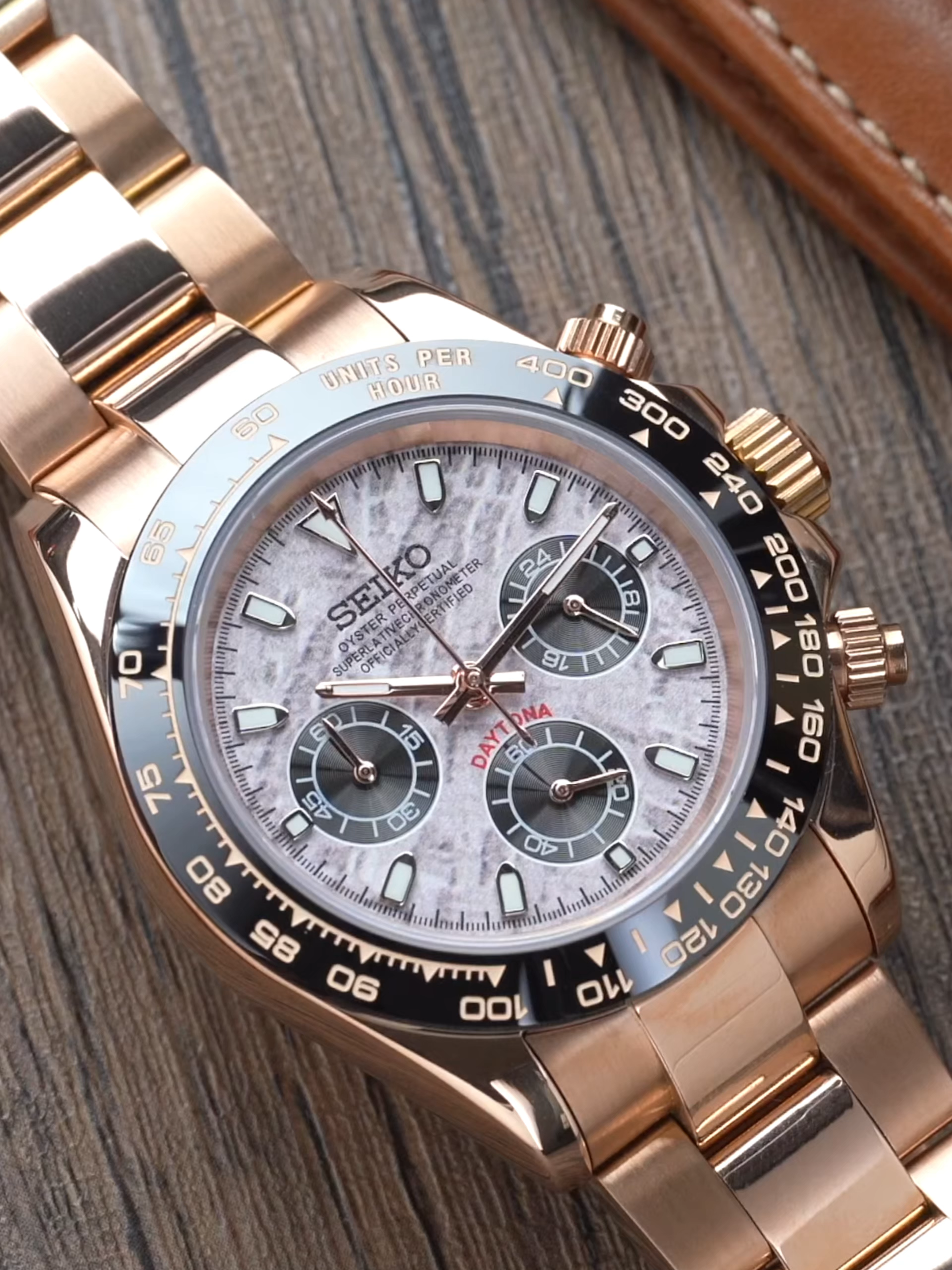 @SKYRIM WRIST USA