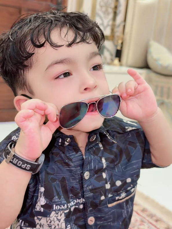 @Shehzada Hussain 👑