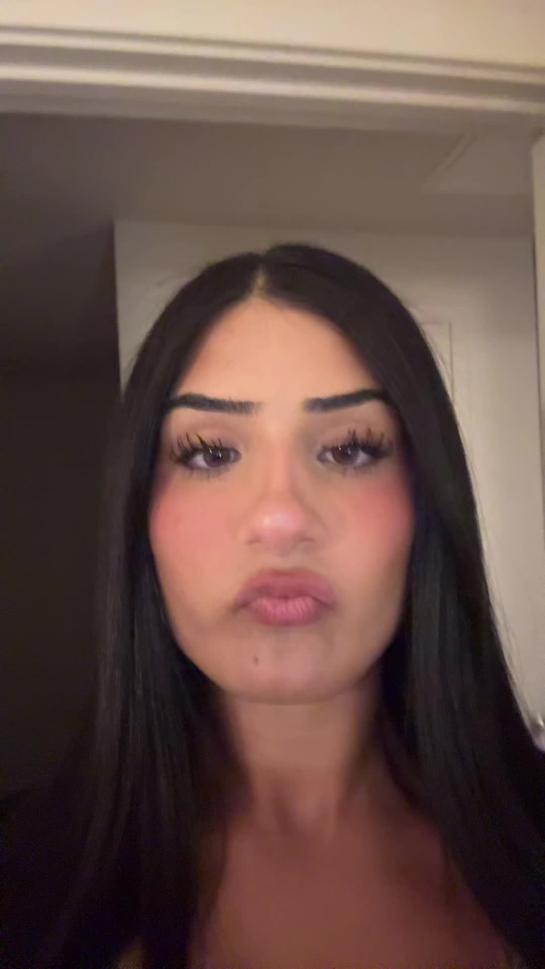 @🍍
