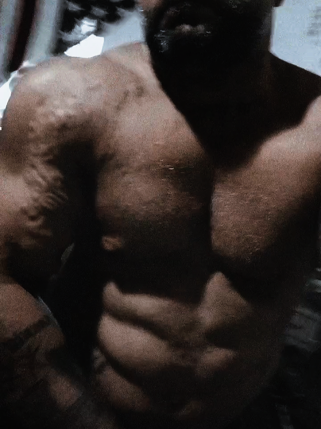 @Flesh_artist_1985