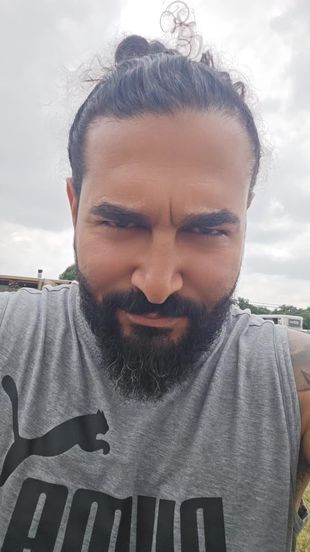 @callmemootaz