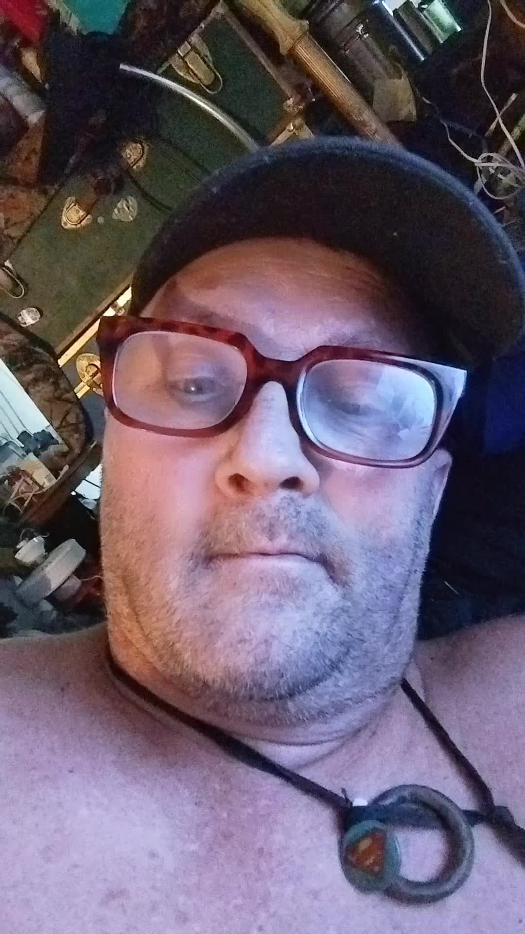@Robert spakes bigsexy60