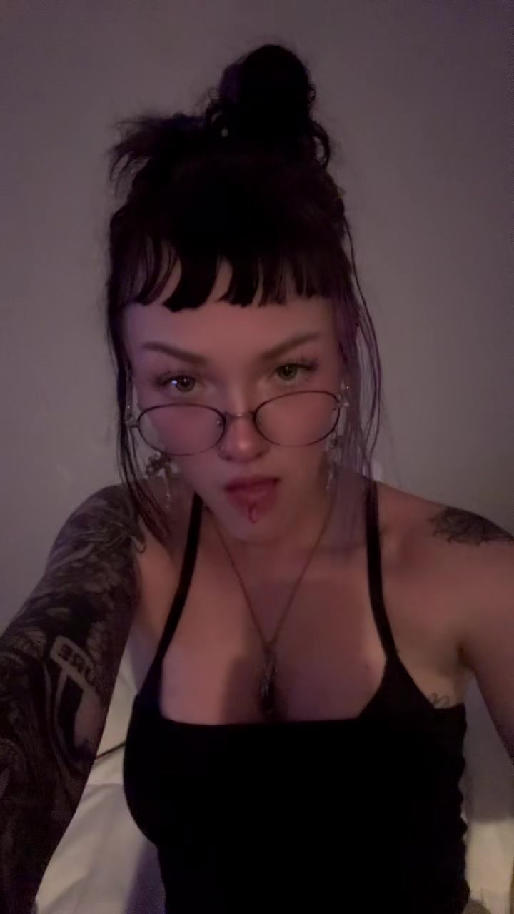 @shayshay