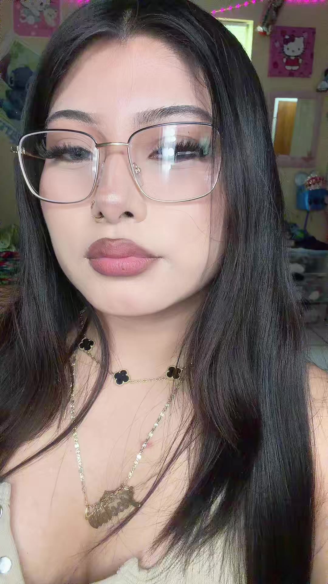 @qana Cherry 💗🍒