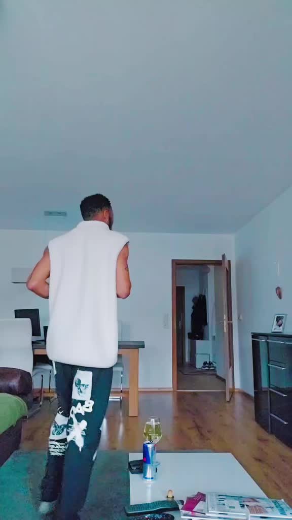@Juju👹