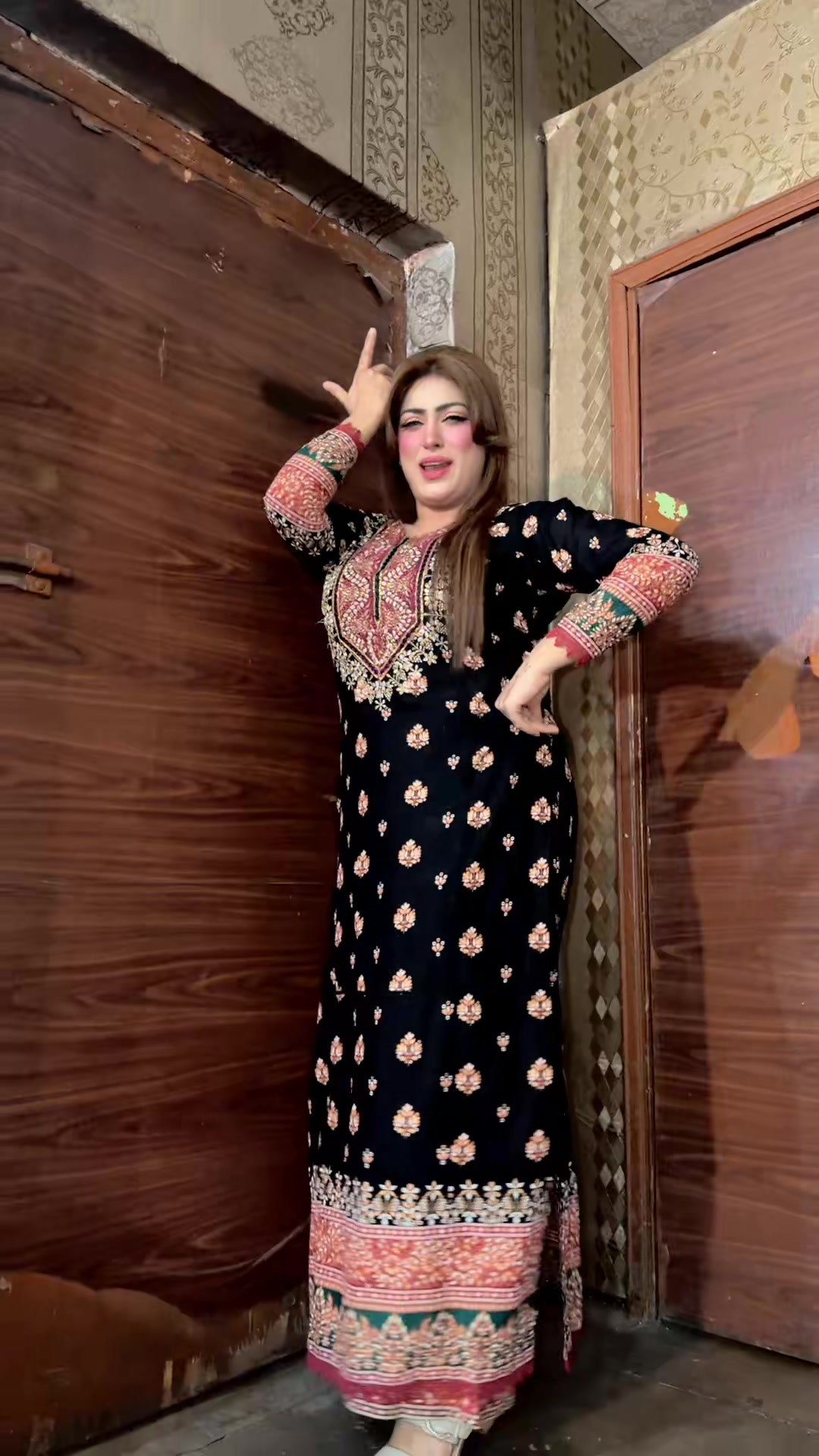 @Ayesha Ch