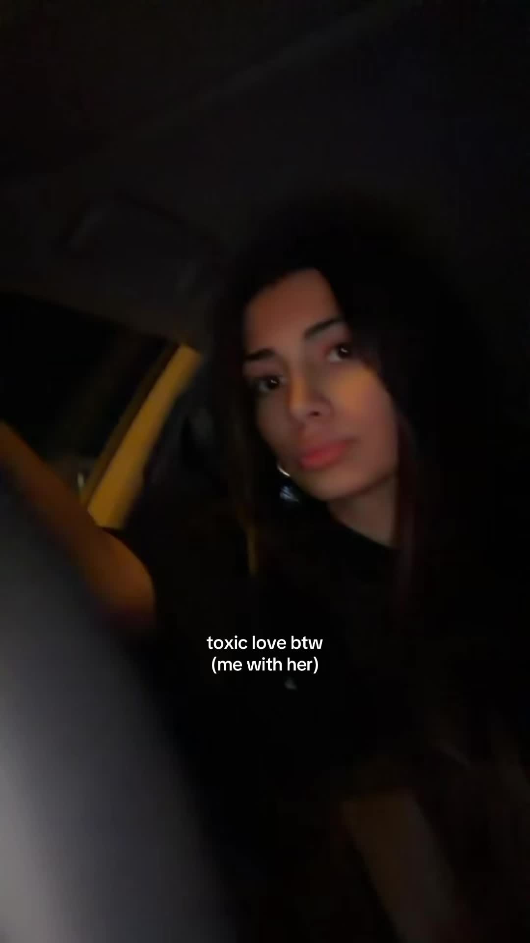 @deinbronarinlo👩🏻&zwj;❤️&zwj;💋&zwj;👩🏻