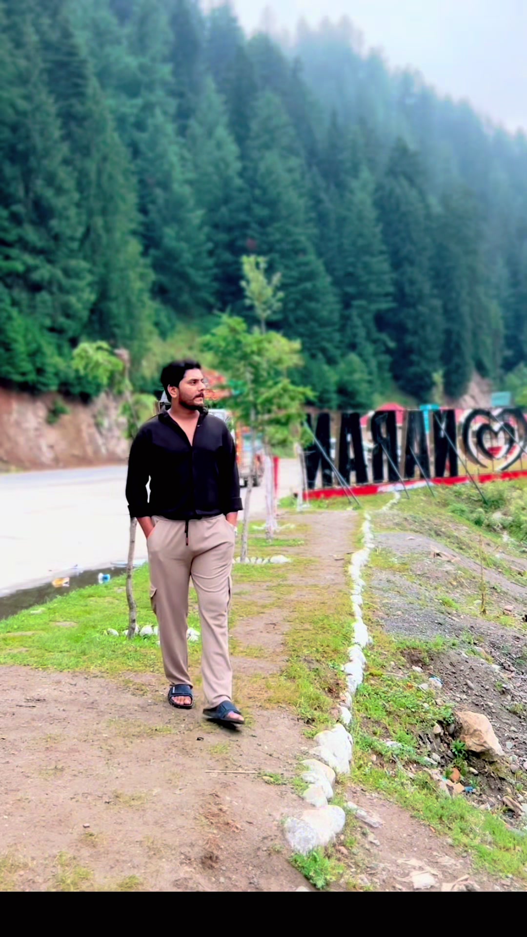 @Usama Randhawa (اللہ کے بندے)