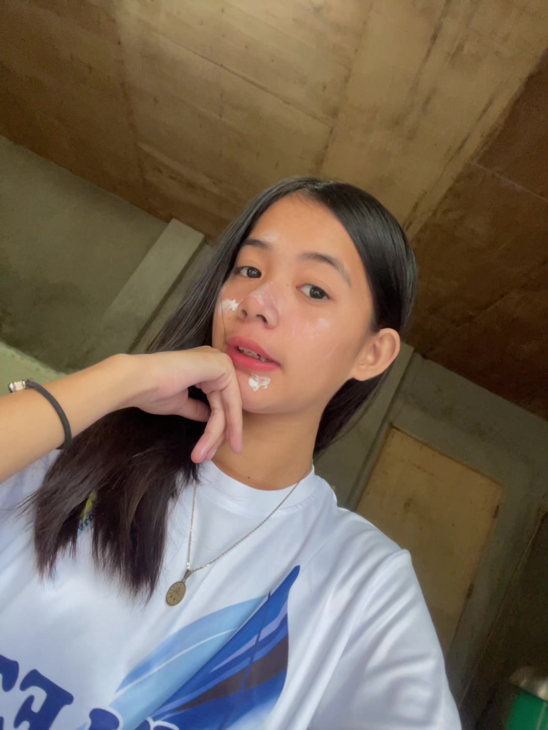 @GlaresAnn