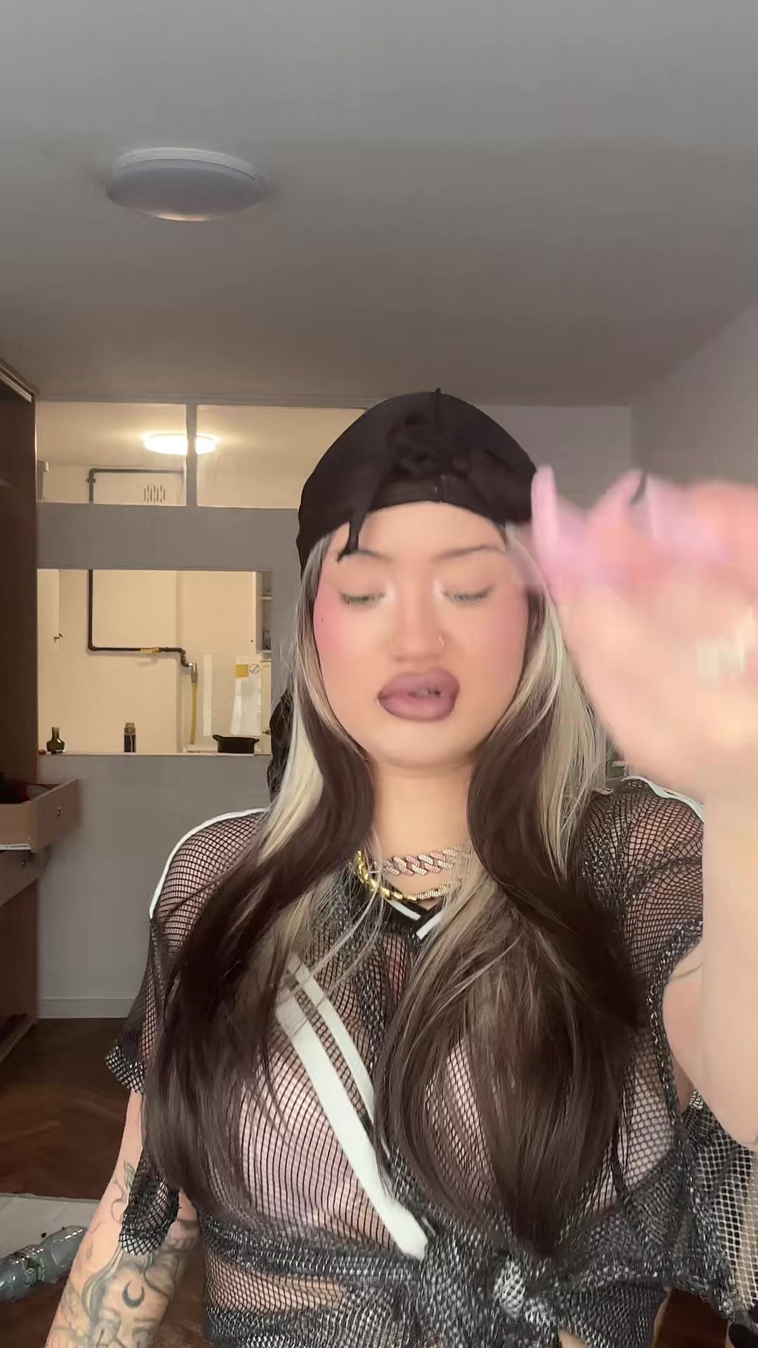 @monika