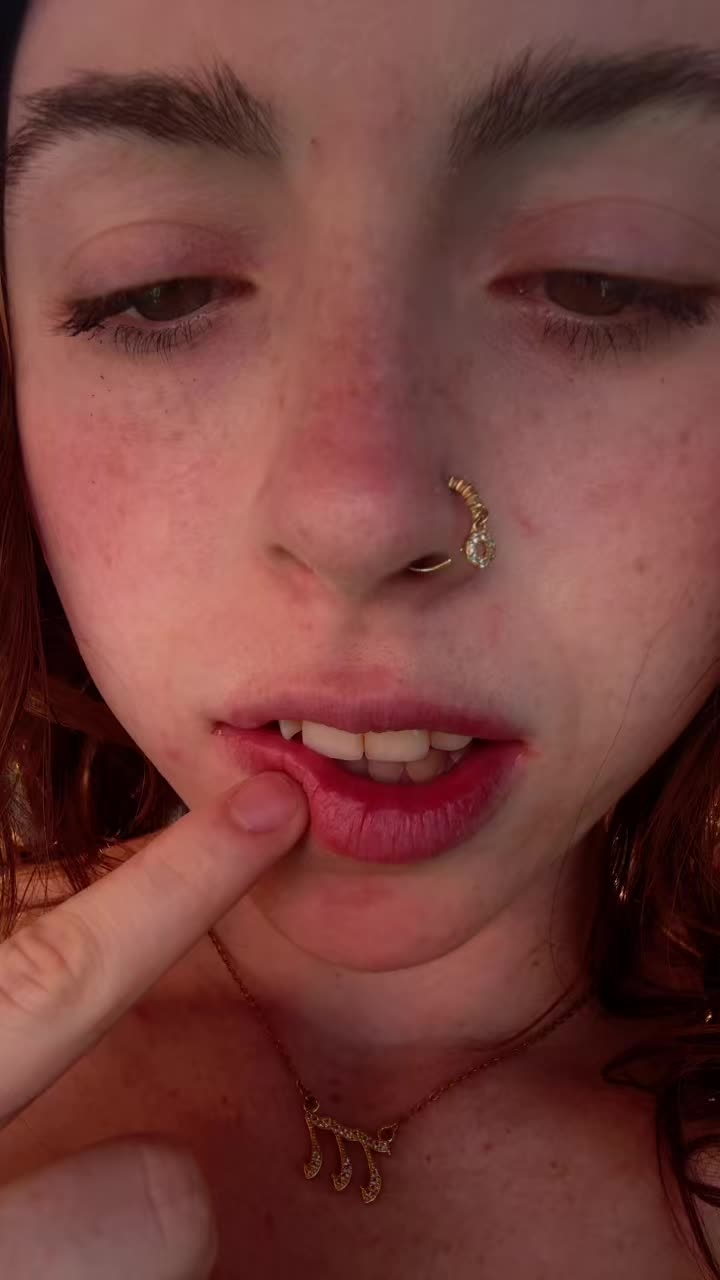 @<3