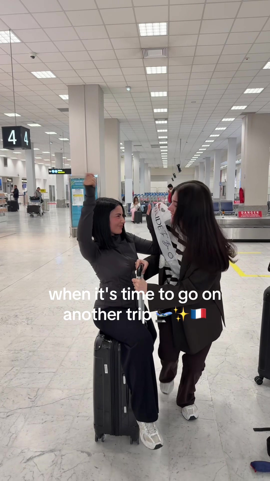@melina.ozc