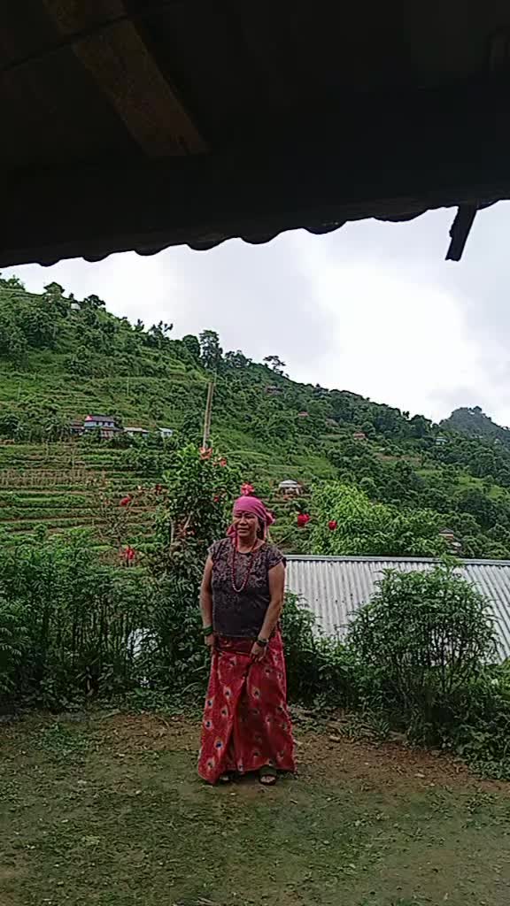 @योगिता गुरुङ