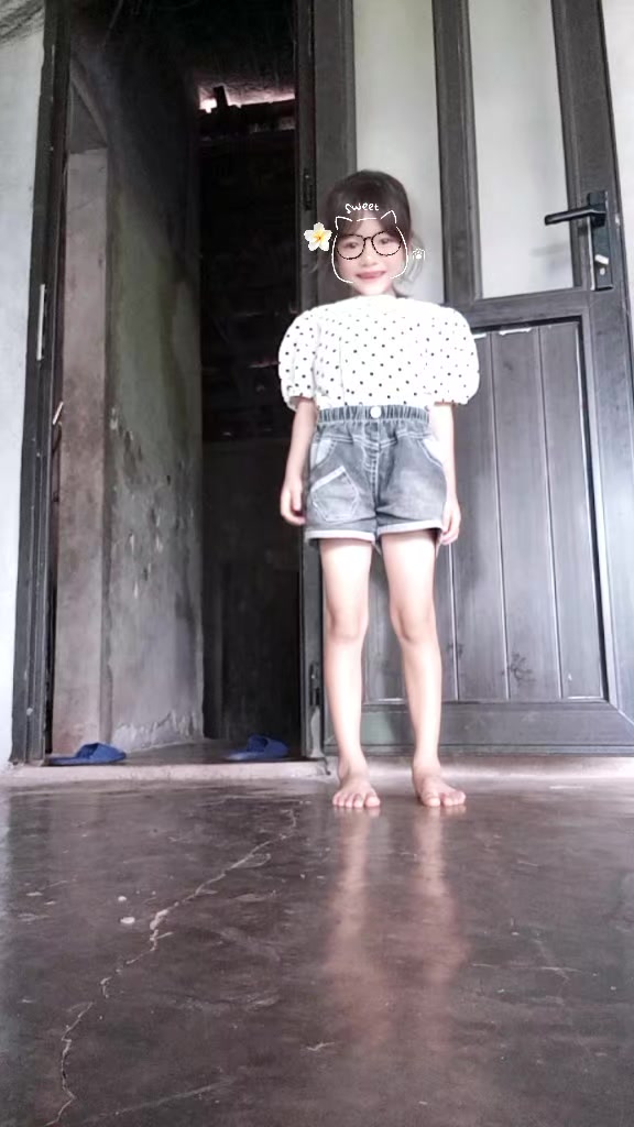 @Em Bé Minh Châu