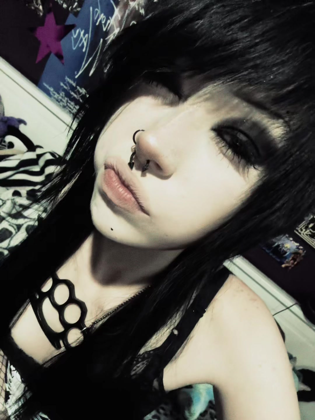 @✞Al0n3W1thM3L0dy✞