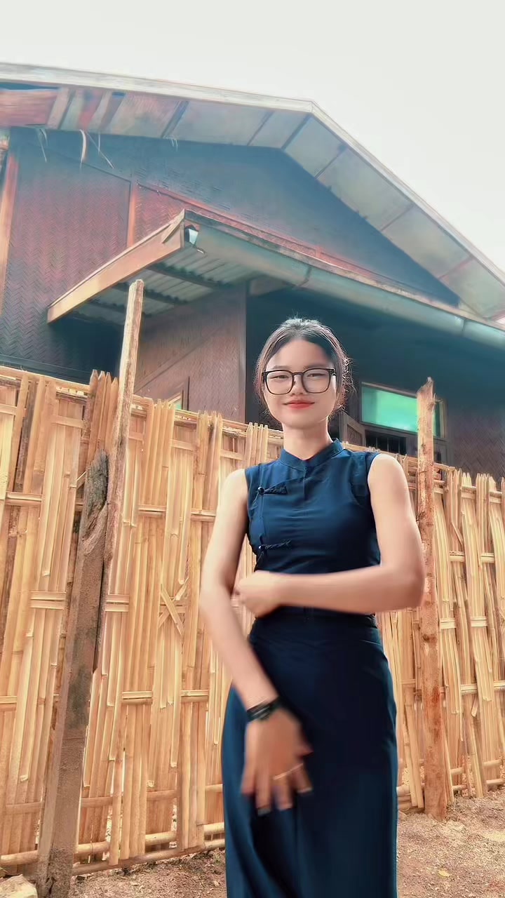 @Hnin Ei Hlaing🤓