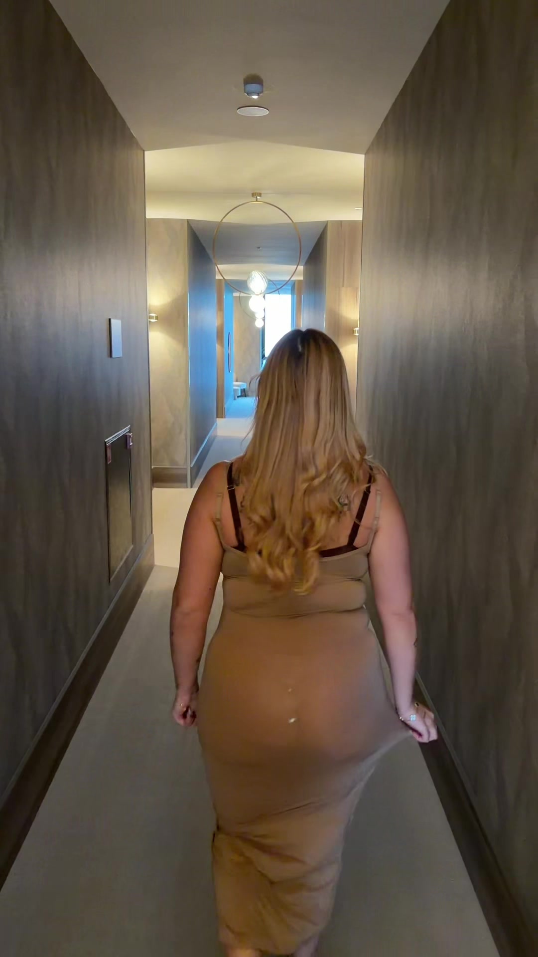 @curvychubbygirl
