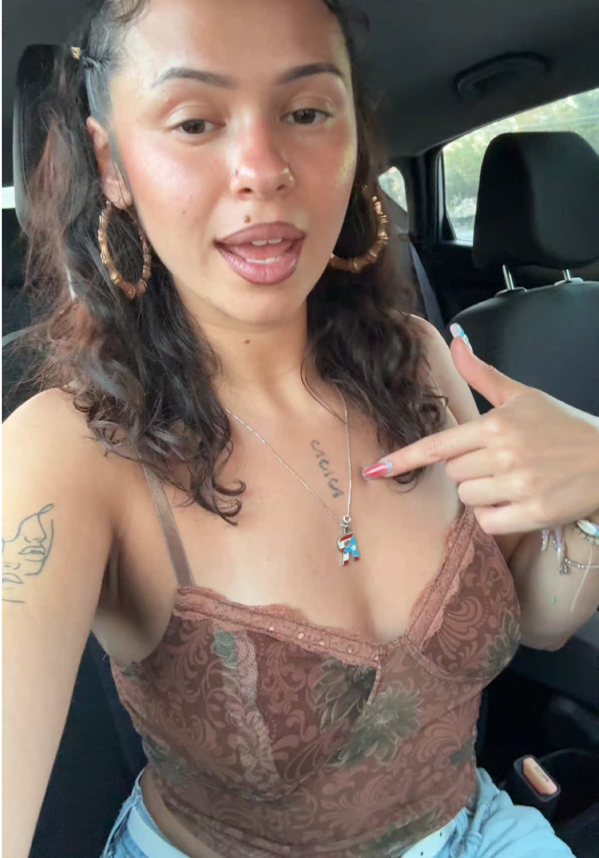 @Divina